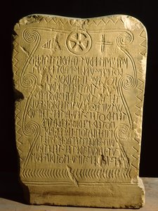 Stela, da Novario